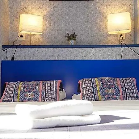Des Dames Hotel *