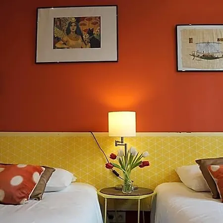 Des Dames Hotel *
