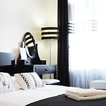 Hotel Des Dames *